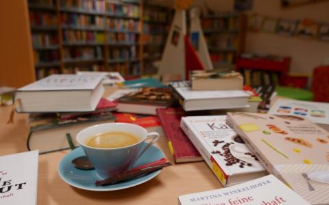 Bücher zum Kaffee